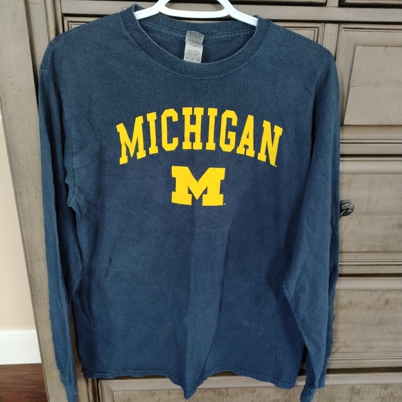 Michigan State long sleeved shirt M - Picture 1 of 3